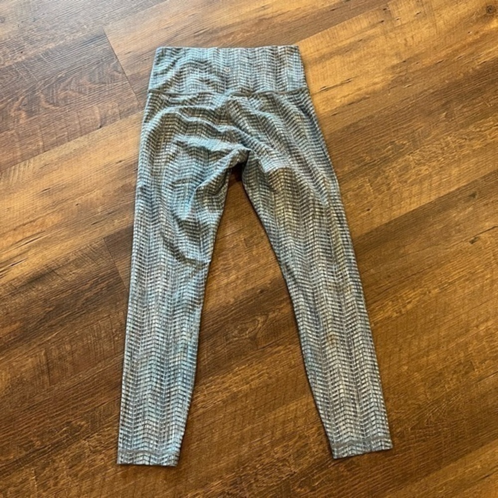Lululemon Wunder Under High-Rise 7/8 Tight Full-On Luon 25" women sz 8 blue gray